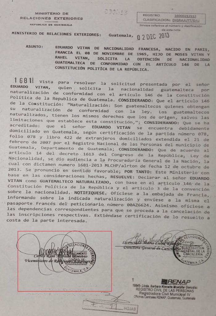 La naturalizacion falsa Eduardo Vitan firmada por Raul Morales